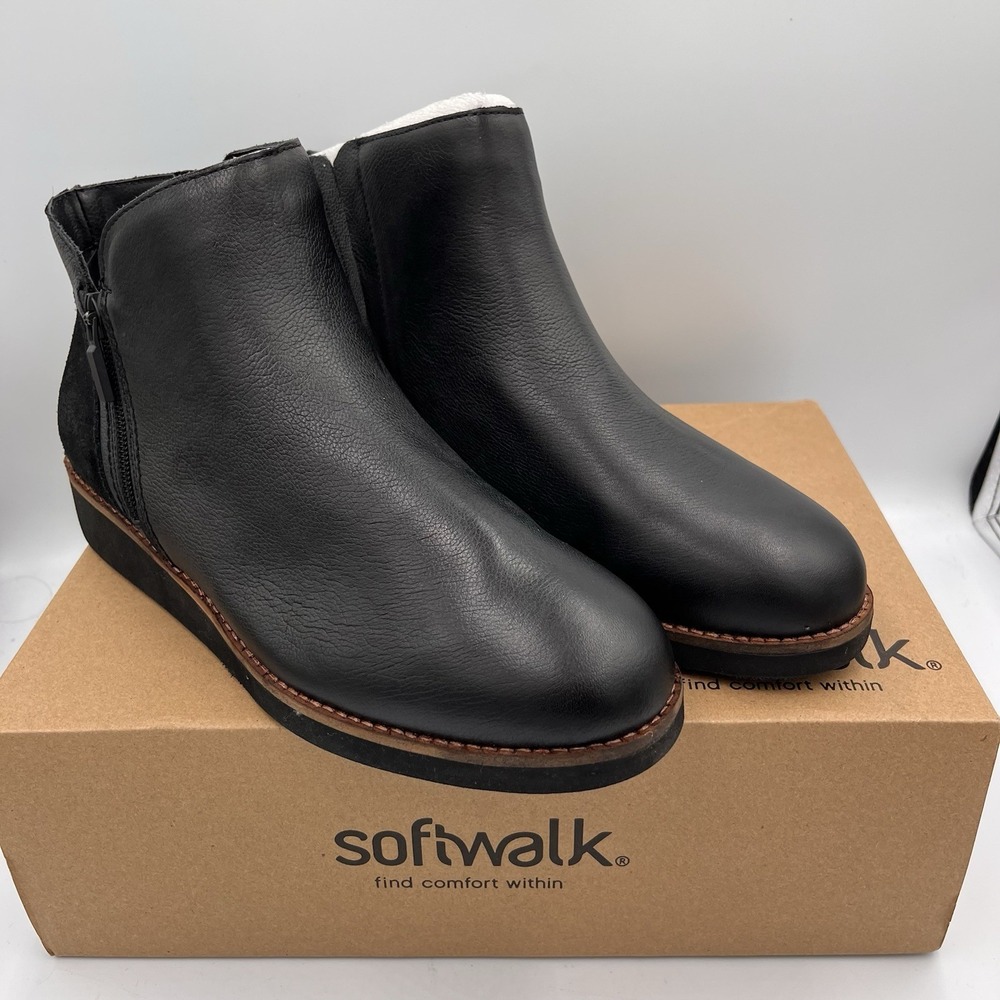 SoftWalk Women's Black Leather Wesley Ankle Bootie Size 9.5W NIB Comfort Style